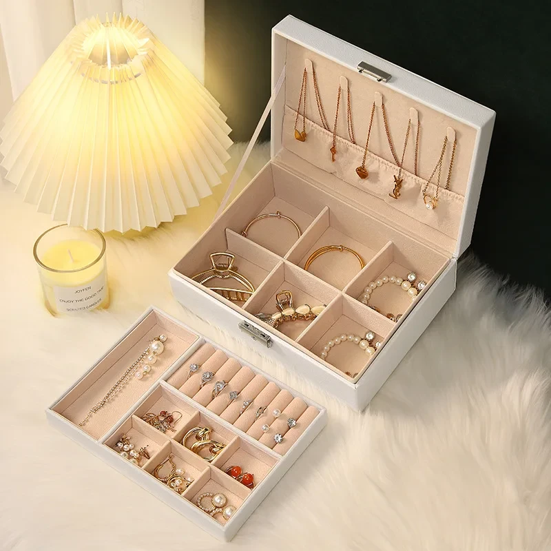 Boîte à Bijoux Élégante en Cuir - Double Couche, Organiseur pour Bagues, Boucles d'Oreilles et Colliers